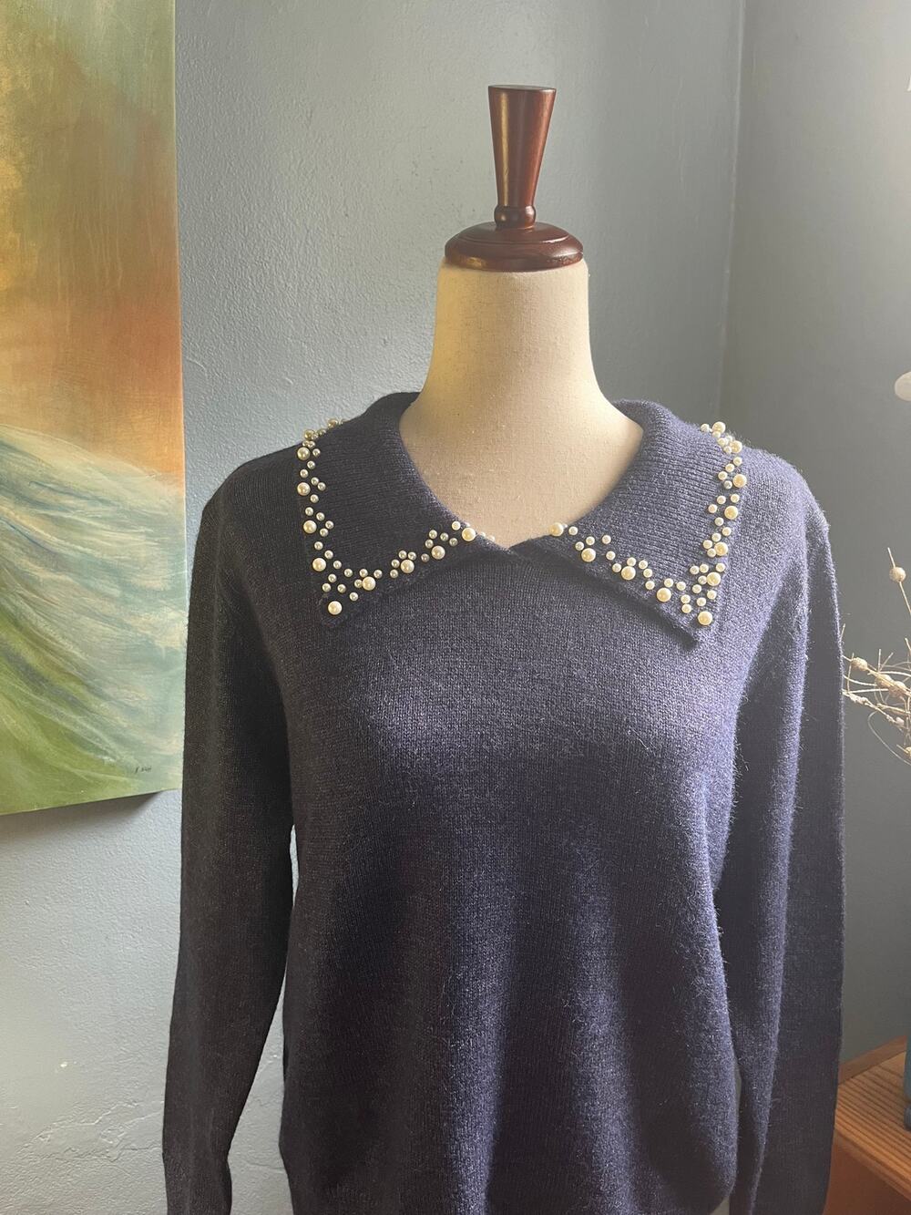 NWT, size L Joseph A. sweater w/ pearl embellished Johnny collar, charcoal blue